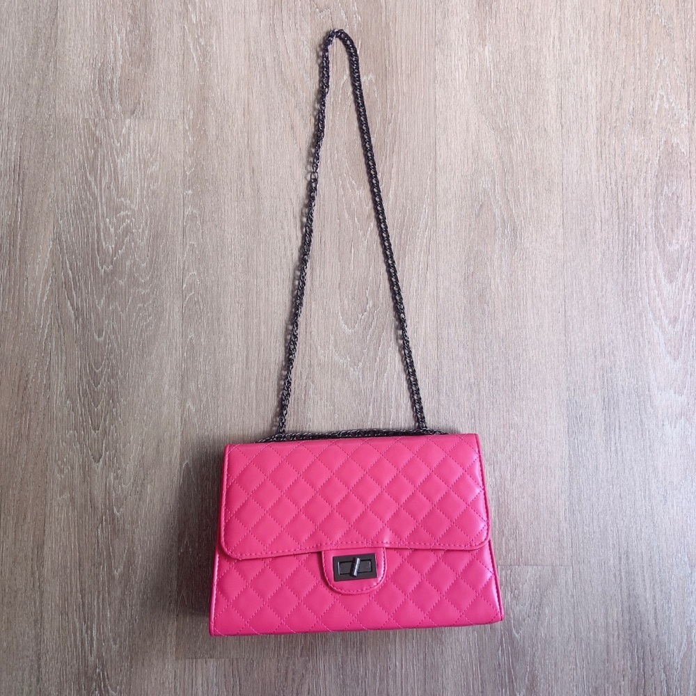 Flap top shoulder bag